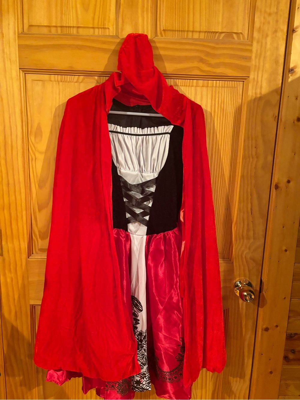 Little red riding Hood women’s costume size large new
